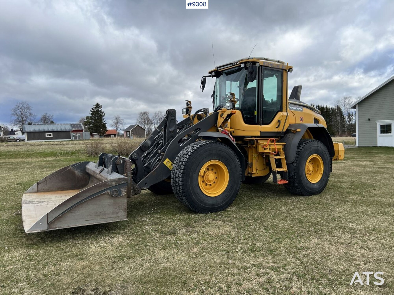 Volvo L60 H Wheel loader with grading bucket (VIDEO) - Wheel loader: picture 1 Volvo L60 H Wheel loader with grading bucket (VIDEO) - Wheel loader: picture 1
