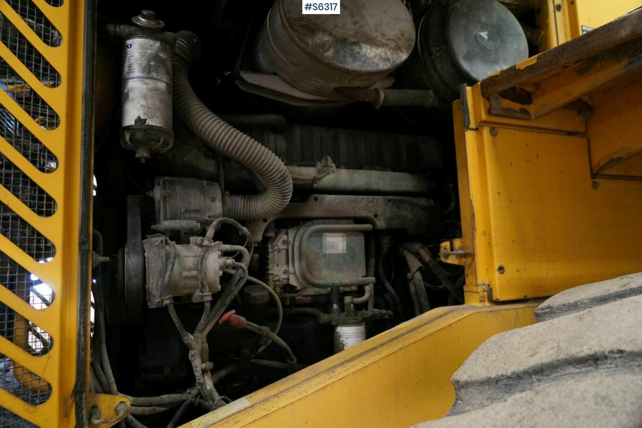WHEEL LOADER VOLVO L220 E - Wheel loader: picture 4 WHEEL LOADER VOLVO L220 E - Wheel loader: picture 4