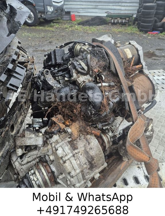 Audi A3 TDI 2.0 S Line *Manual/Xenon/Totalschaden Audi A3 TDI 2.0 S Line *Manual/Xenon/Totalschaden - Sedan: picture 5 Audi A3 TDI 2.0 S Line *Manual/Xenon/Totalschaden Audi A3 TDI 2.0 S Line *Manual/Xenon/Totalschaden - Sedan: picture 5