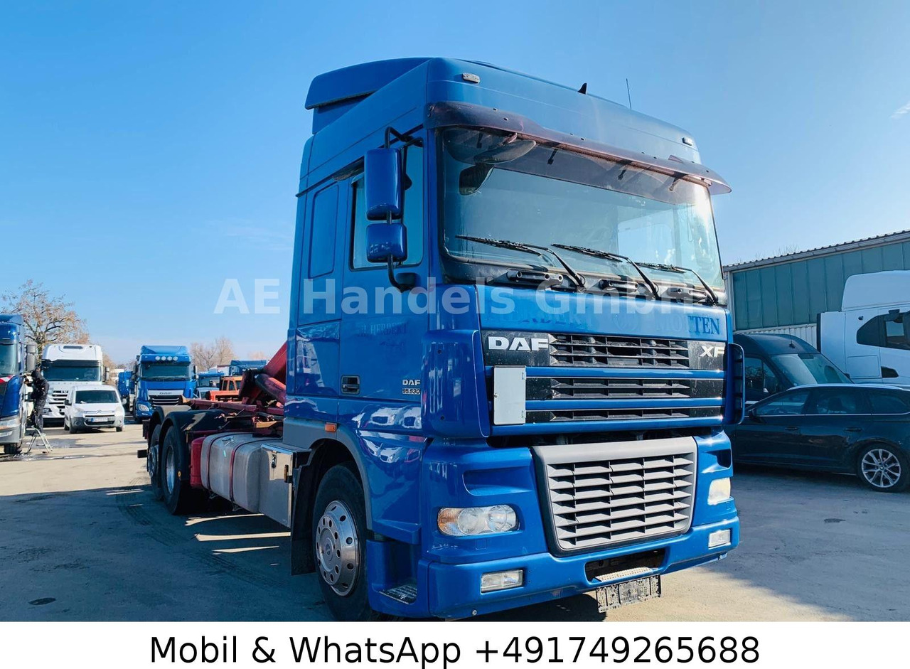 DAF XF95.530 SpaceCab 6x2 BL | VDL S21 | Retarder - Hook lift truck: picture 1 DAF XF95.530 SpaceCab 6x2 BL | VDL S21 | Retarder - Hook lift truck: picture 1