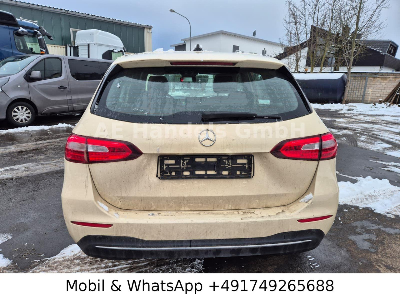 Mercedes-Benz B 180D 1.5CDI 85KW *Keyless/Tempomat/Sitzheizung - Sedan: picture 4 Mercedes-Benz B 180D 1.5CDI 85KW *Keyless/Tempomat/Sitzheizung - Sedan: picture 4