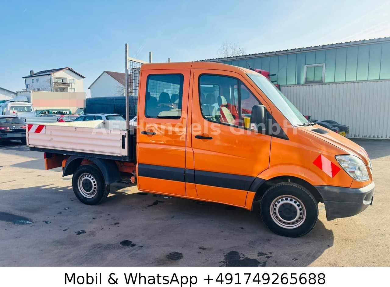 Mercedes-Benz Sprinter II Pritsche 210 CDI 6 Sitzer *AHK/Radio - Open body delivery van, Combi van: picture 2 Mercedes-Benz Sprinter II Pritsche 210 CDI 6 Sitzer *AHK/Radio - Open body delivery van, Combi van: picture 2