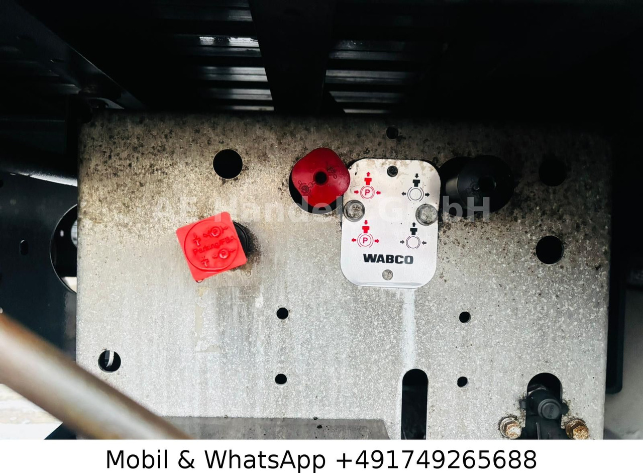 Walking floor semi-trailer Schwarzmüller J-Serie S1 Aluminium 87m³/Funk/8mm/Sidedoor: picture 17 Walking floor semi-trailer Schwarzmüller J-Serie S1 Aluminium 87m³/Funk/8mm/Sidedoor: picture 17