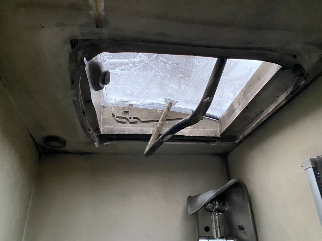 Integrated motorhome Fiat DUCATO MAXI 160 Multijet 2,2D/PILOTE G741endommagé: picture 16