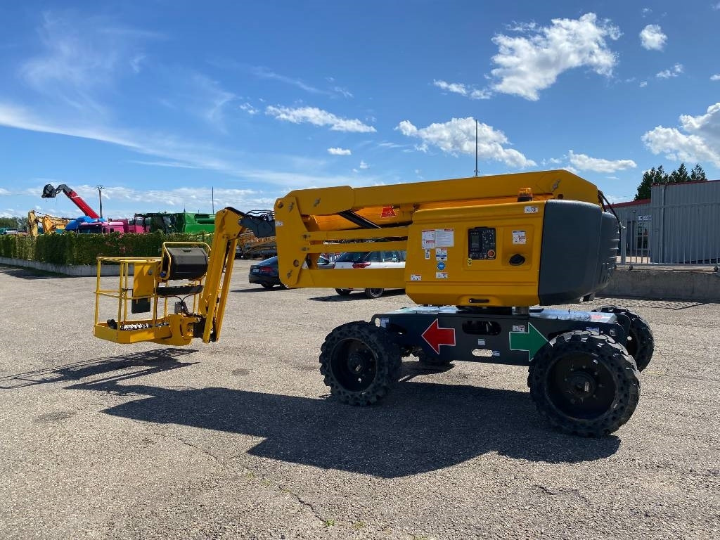 Articulated boom Haulotte HA16 RT/PRO-Certificat CE endommagée: picture 9