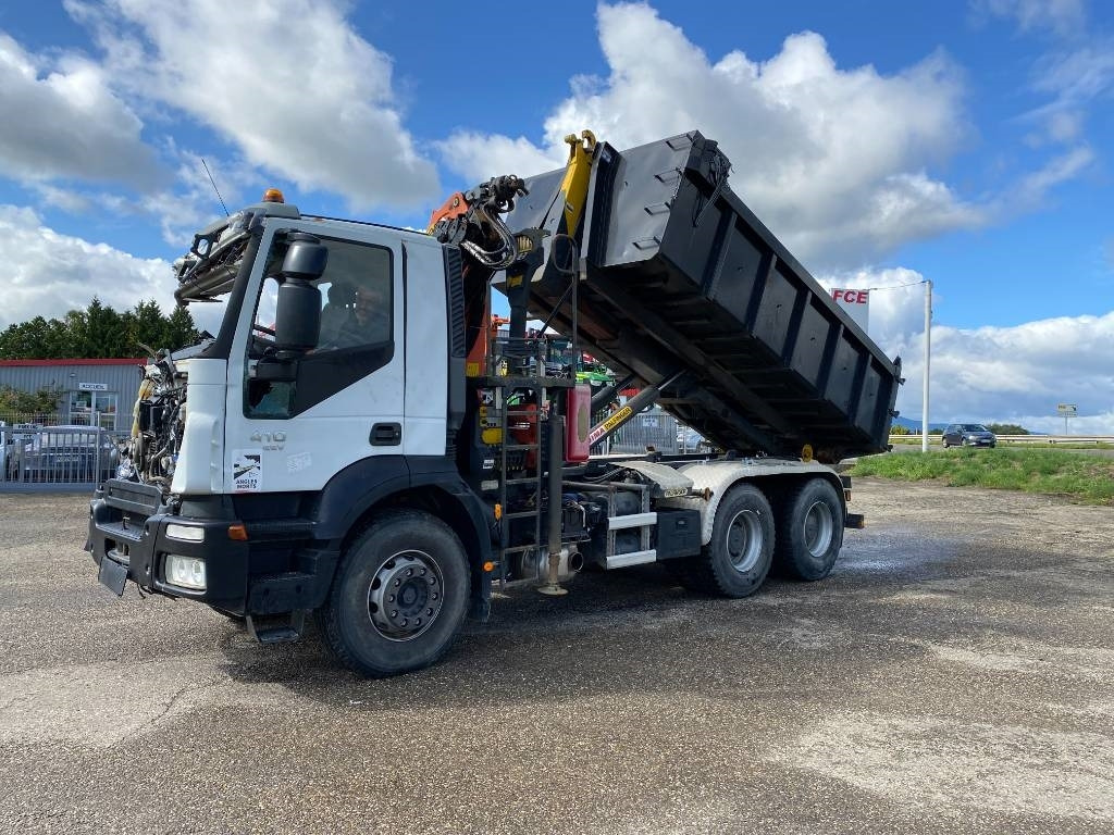 Iveco TRAKKER 410/EEV -PALFINGER PK13001-T18 endommagé - Hook lift truck: picture 3 Iveco TRAKKER 410/EEV -PALFINGER PK13001-T18 endommagé - Hook lift truck: picture 3