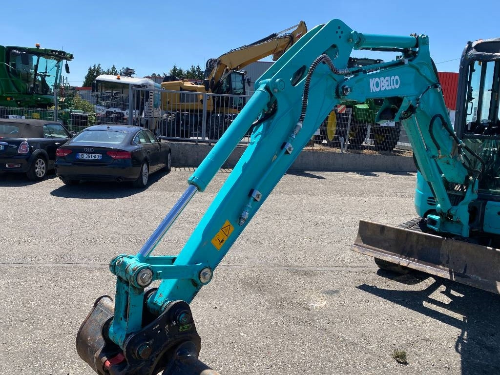 Mini excavator Kobelco SK28SR-6E 1er Main Origine Française endommagée: picture 18
