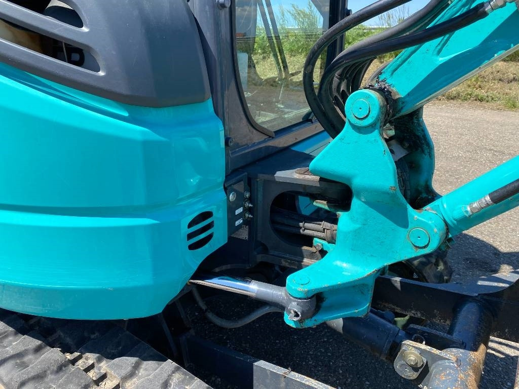 Mini excavator Kobelco SK28SR-6E 1er Main Origine Française endommagée: picture 48