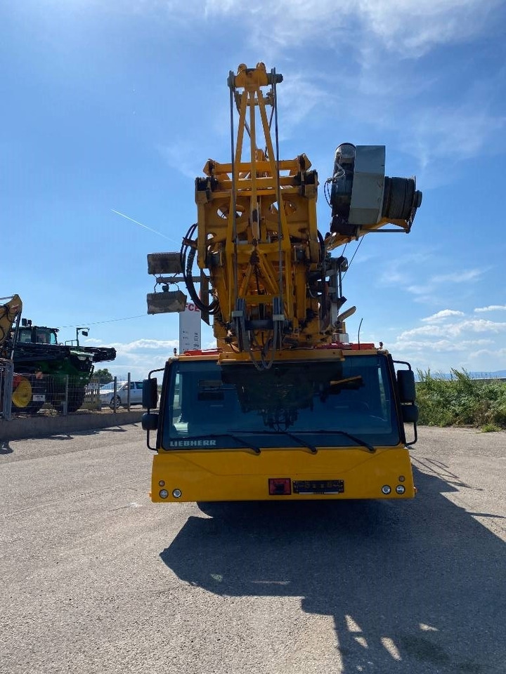 Liebherr MK 88 Certificat CE / 1er Main endommagée - Mobile crane: picture 2 Liebherr MK 88 Certificat CE / 1er Main endommagée - Mobile crane: picture 2