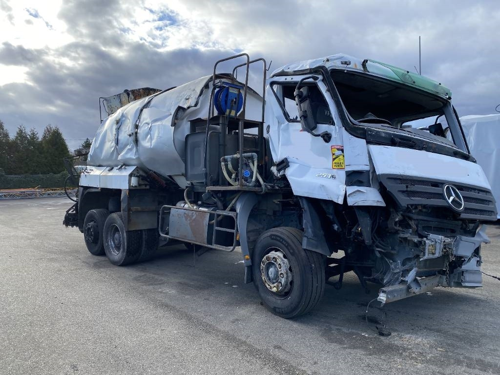 Mercedes-Benz ACTROS Mp2 2536/6x2 BVM -ACMAR CRAON Z12341 - Tanker truck: picture 3 Mercedes-Benz ACTROS Mp2 2536/6x2 BVM -ACMAR CRAON Z12341 - Tanker truck: picture 3