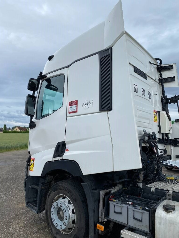 Tractor unit Renault T 480 / AFHYMAT Origine Française endommagé: picture 19