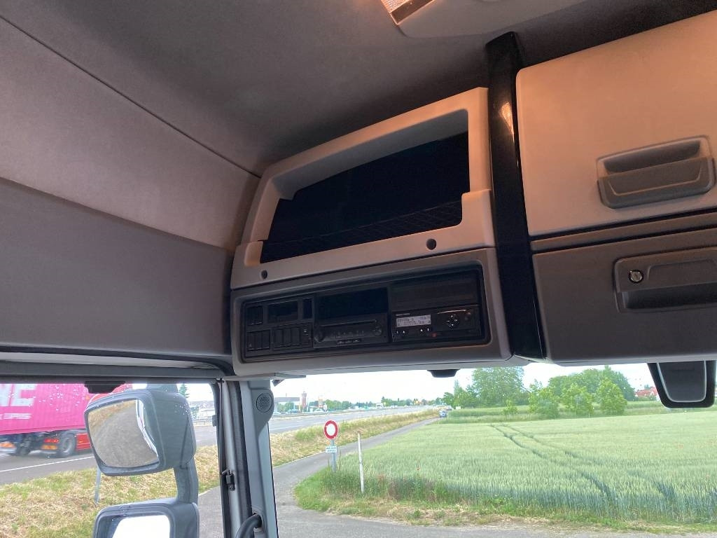 Tractor unit Renault T 480 / AFHYMAT Origine Française endommagé: picture 43