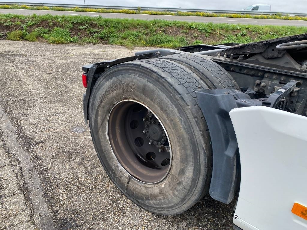 Tractor unit Renault T480 Dti13 / Carte Grise Françaises endommagé: picture 27 Tractor unit Renault T480 Dti13 / Carte Grise Françaises endommagé: picture 27