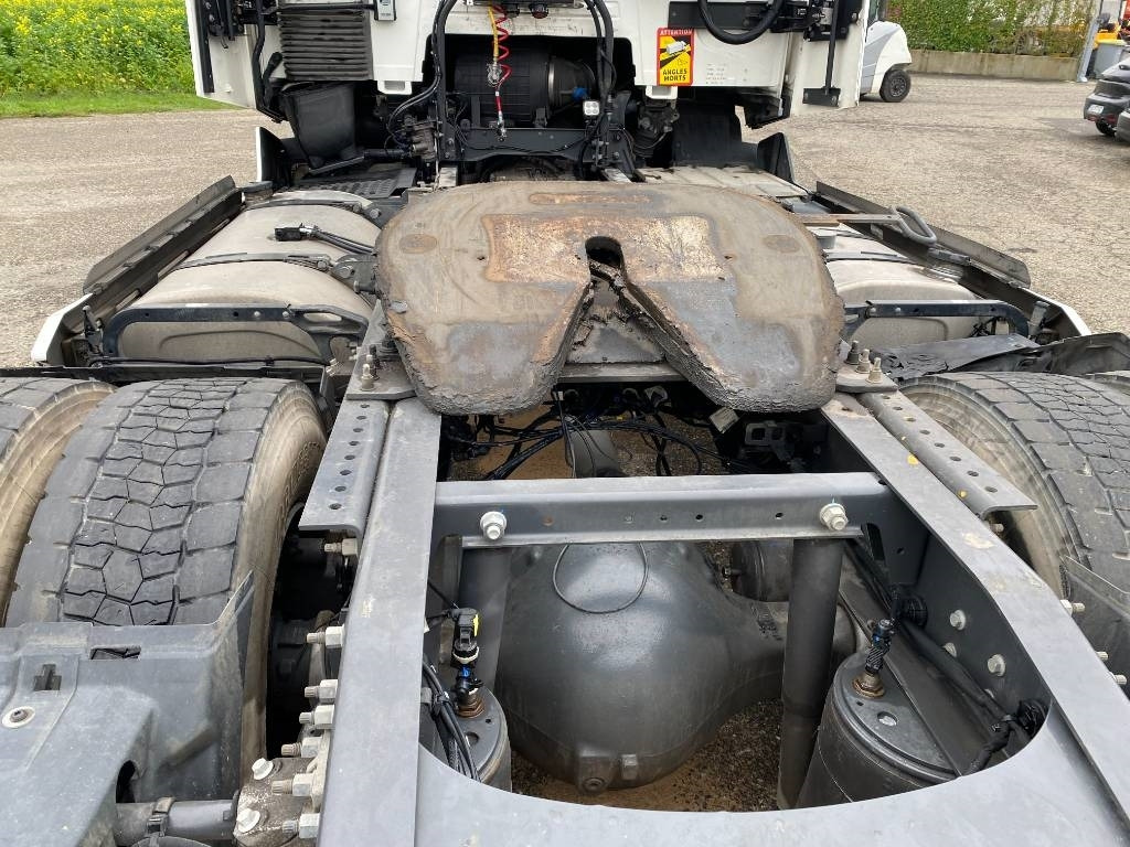 Tractor unit Renault T480 Dti13 / Carte Grise Françaises endommagé: picture 24 Tractor unit Renault T480 Dti13 / Carte Grise Françaises endommagé: picture 24