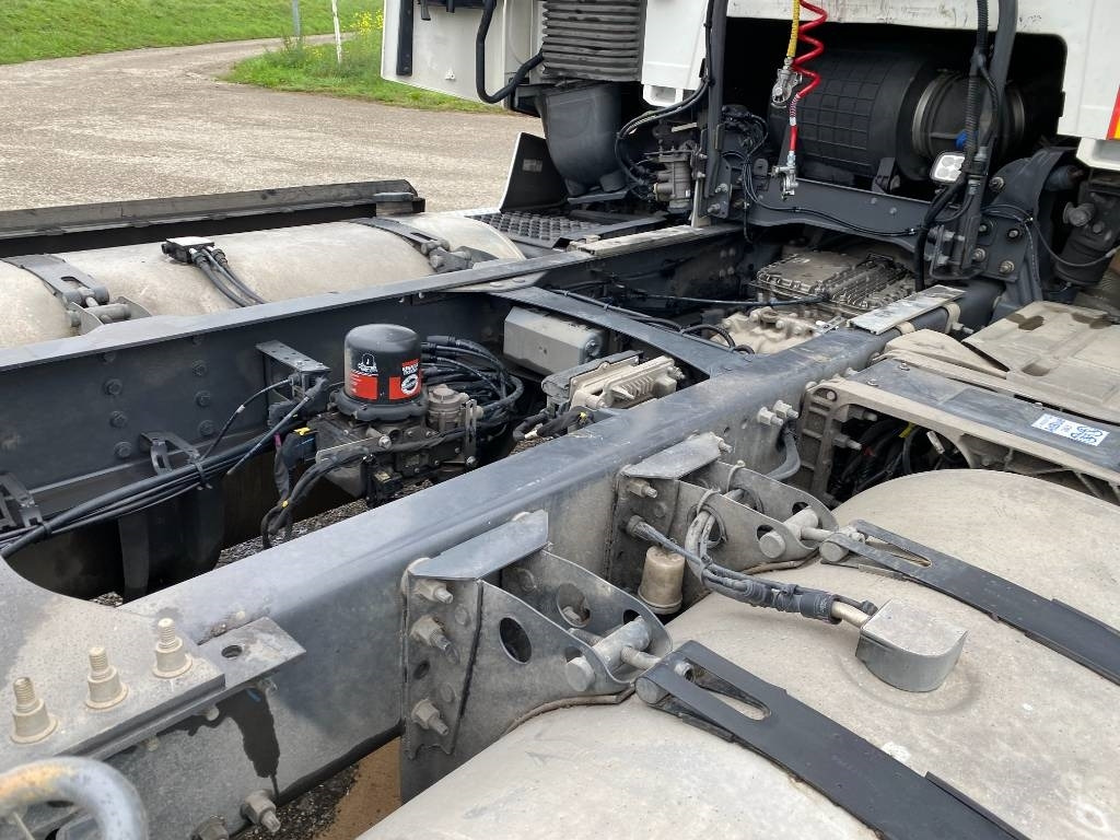 Tractor unit Renault T480 Dti13 / Carte Grise Françaises endommagé: picture 29 Tractor unit Renault T480 Dti13 / Carte Grise Françaises endommagé: picture 29