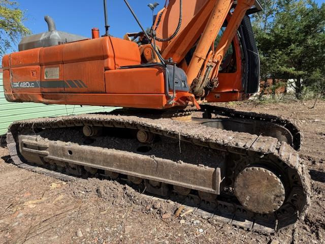 Doosan DX420 - Crawler excavator: picture 2 Doosan DX420 - Crawler excavator: picture 2
