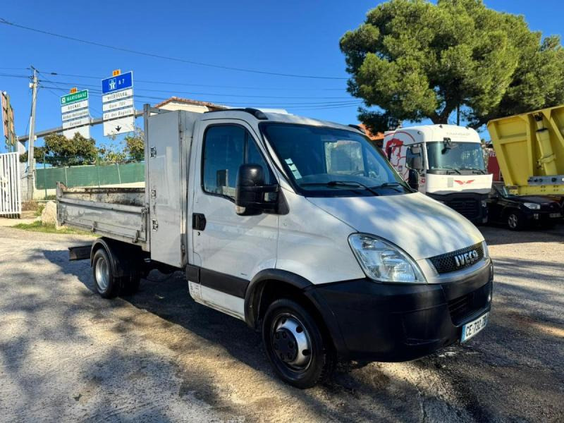 Iveco Daily 35C12 - Tipper van: picture 1 Iveco Daily 35C12 - Tipper van: picture 1
