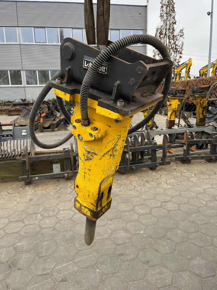 Atlas Copco SB202 - Hydraulic hammer: picture 3 Atlas Copco SB202 - Hydraulic hammer: picture 3