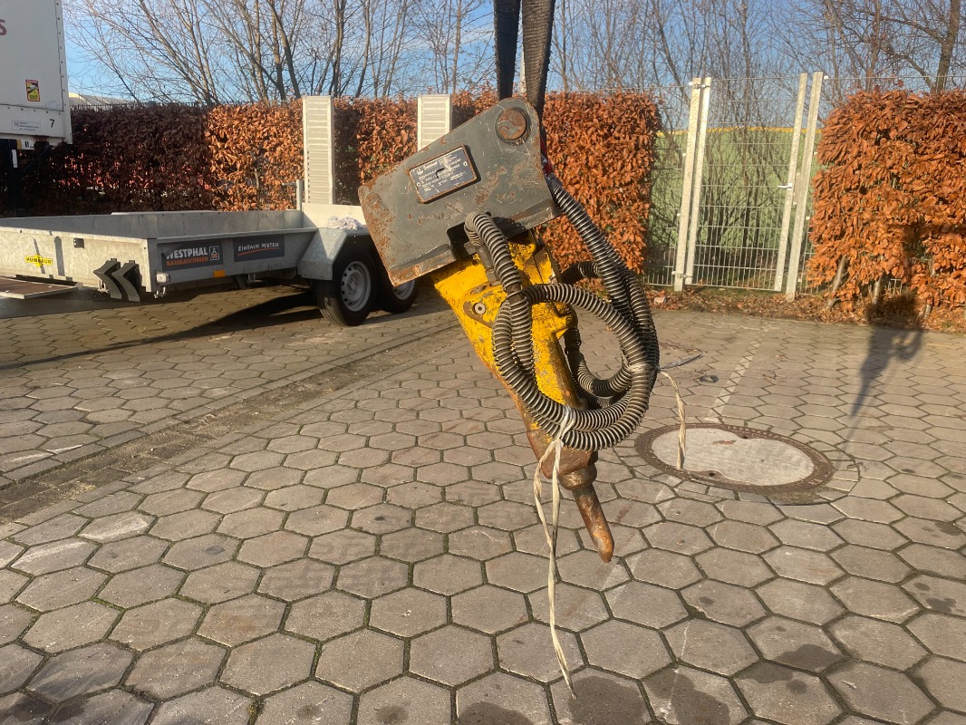 Atlas Copco SB52 - Hydraulic hammer: picture 1 Atlas Copco SB52 - Hydraulic hammer: picture 1