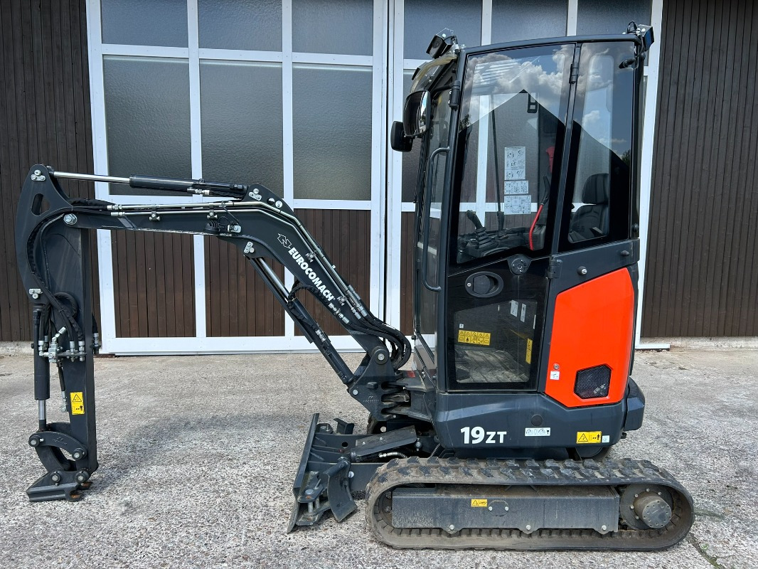 Eurocomach 19ZT - Mini excavator: picture 3 Eurocomach 19ZT - Mini excavator: picture 3