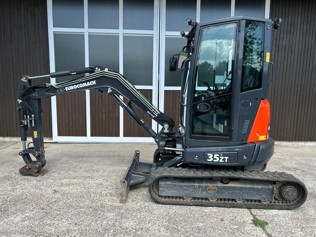 Eurocomach 35ZT - Mini excavator: picture 3 Eurocomach 35ZT - Mini excavator: picture 3