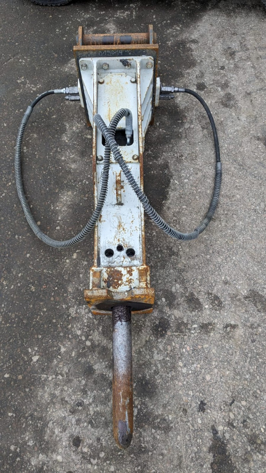 Takeuchi TNB-5M - Hydraulic hammer: picture 1 Takeuchi TNB-5M - Hydraulic hammer: picture 1