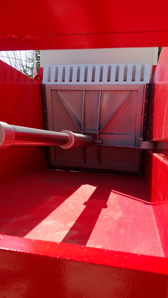 TARGET 5 TON HYDRAULIC PUSH MANURE SPREADER - Manure spreader: picture 2 TARGET 5 TON HYDRAULIC PUSH MANURE SPREADER - Manure spreader: picture 2