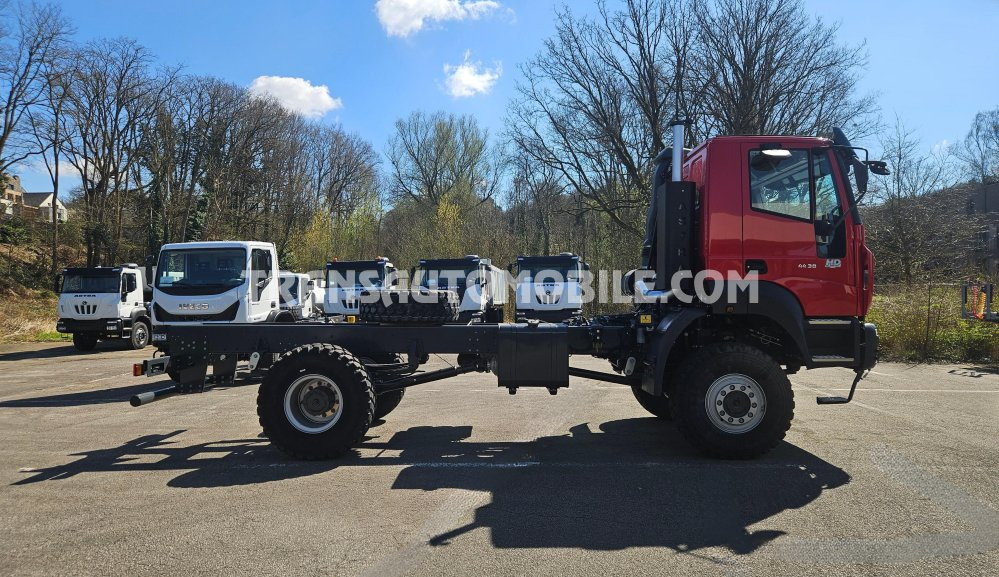 New Cab chassis truck IVECO ASTRA HD9 44.38 12.9L TURBO DIESEL chassis cab heavy duty 4x4 single rear - EXPORT OUT EU: picture 15