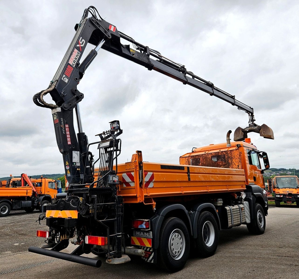 MAN TGS 28.360 6x4-4 HIAB 144E-4 Kran Euro5 - Tipper, Crane truck: picture 4 MAN TGS 28.360 6x4-4 HIAB 144E-4 Kran Euro5 - Tipper, Crane truck: picture 4