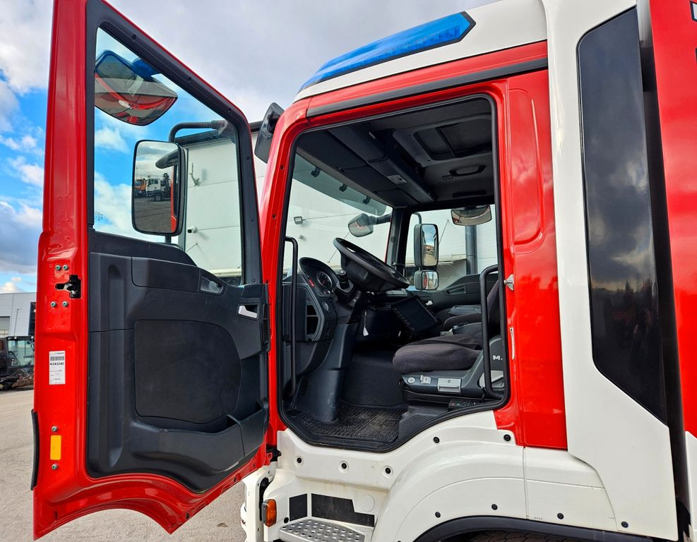 MAN TGM 13.290 4x4 BL Feuerwehr HLF2-LB Gimaex - Truck: picture 5 MAN TGM 13.290 4x4 BL Feuerwehr HLF2-LB Gimaex - Truck: picture 5