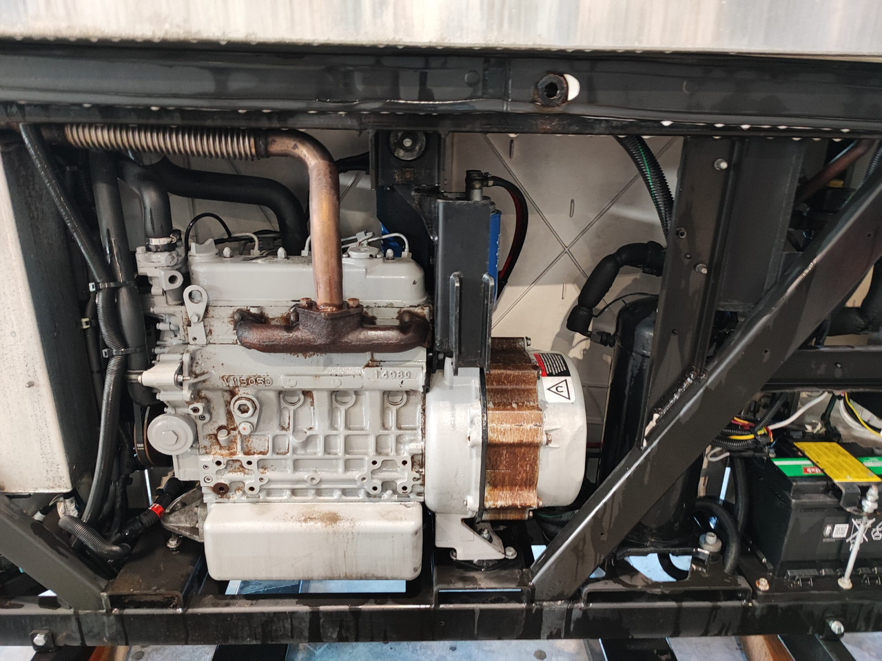 Motore Frigo Carrier Vector 1550 - Refrigerator unit: picture 5 Motore Frigo Carrier Vector 1550 - Refrigerator unit: picture 5