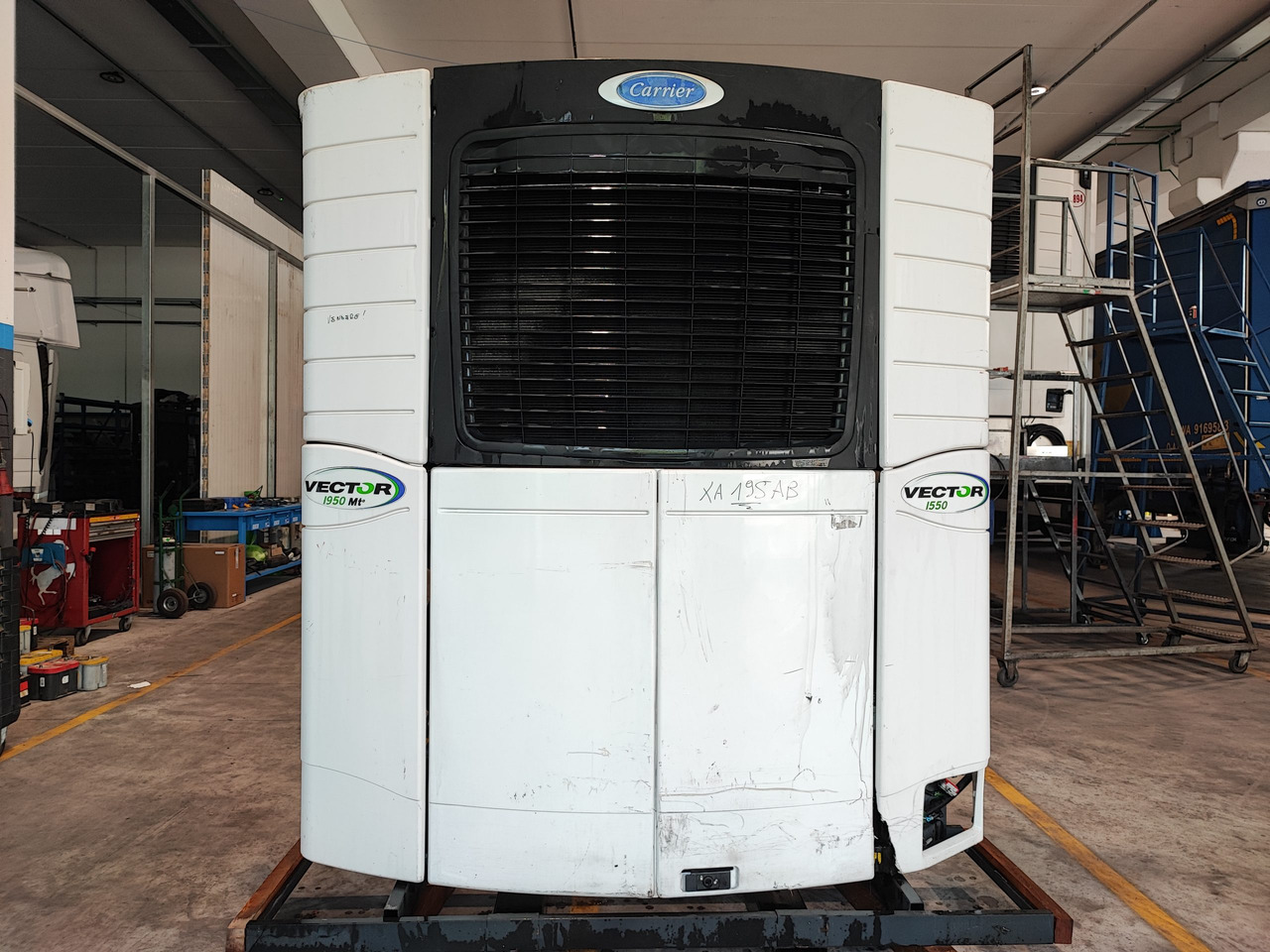 Motore frigo Carrier Vector 1550 pezzi di ricambio - Refrigerator unit: picture 1 Motore frigo Carrier Vector 1550 pezzi di ricambio - Refrigerator unit: picture 1