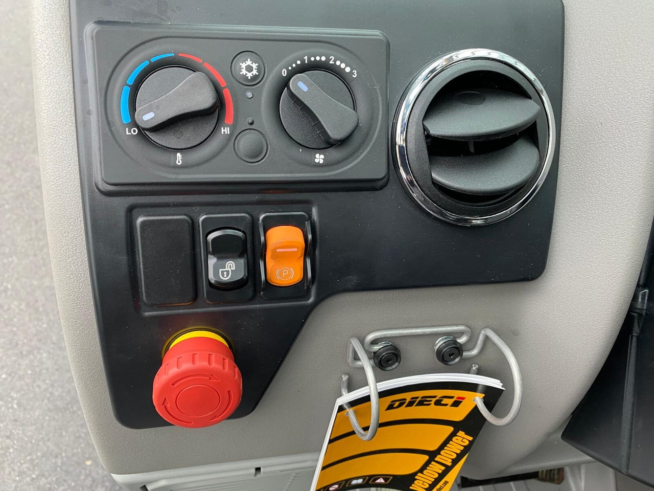 Telescopic handler Dieci Agri Plus 42.7 VS EVO2 GD: picture 10