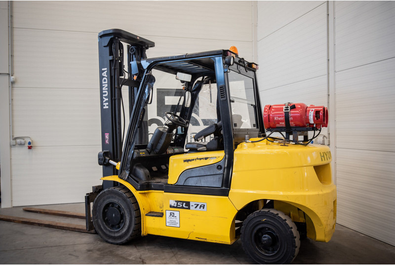 Hyundai 45L-7A - LPG forklift: picture 3 Hyundai 45L-7A - LPG forklift: picture 3