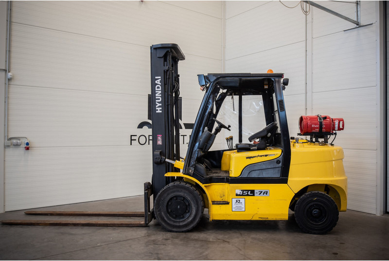 Hyundai 45L-7A - LPG forklift: picture 2 Hyundai 45L-7A - LPG forklift: picture 2