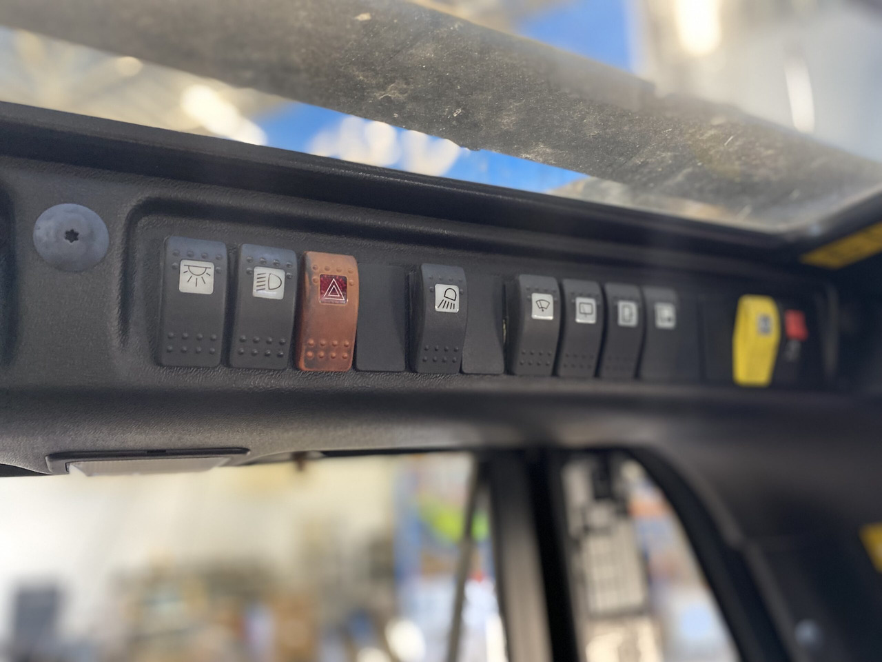 Diesel forklift Linde H80D: picture 11