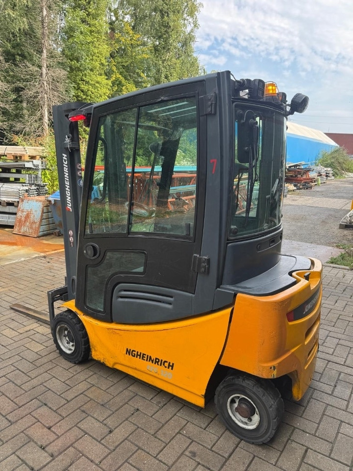 JUNGHEINRICH EFG320 - Electric forklift: picture 3 JUNGHEINRICH EFG320 - Electric forklift: picture 3