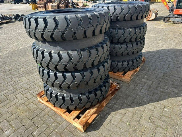 Trelleborg 12.00-20 - Tire: picture 5 Trelleborg 12.00-20 - Tire: picture 5