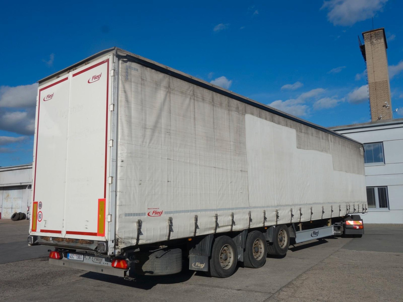 Fliegl SDS 01 MEGA , 1xLichtachse - Curtainsider semi-trailer: picture 1 Fliegl SDS 01 MEGA , 1xLichtachse - Curtainsider semi-trailer: picture 1