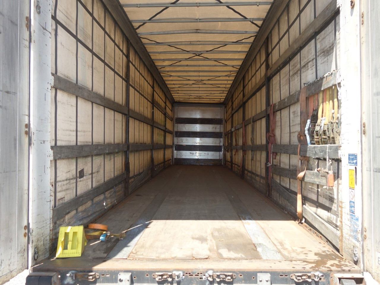 Kögel SN24 MEGA, Liftachse, SAF Achsen, XL Code - Curtainsider semi-trailer: picture 5 Kögel SN24 MEGA, Liftachse, SAF Achsen, XL Code - Curtainsider semi-trailer: picture 5