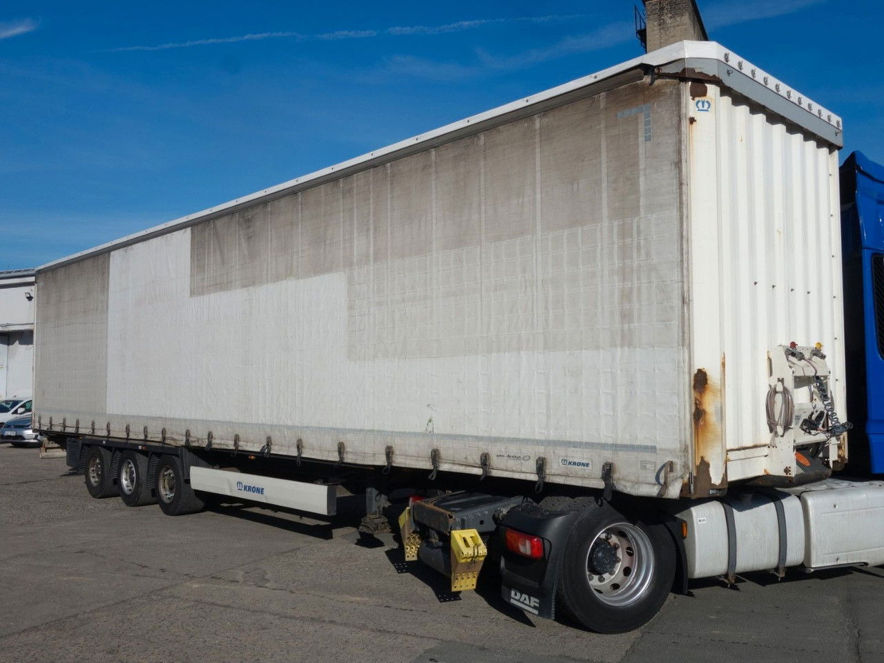 Krone SD, Mega, Liftachse, 4 Stk. SD, Mega, Liftachse, 4 Stk. - Curtainsider semi-trailer: picture 4 Krone SD, Mega, Liftachse, 4 Stk. SD, Mega, Liftachse, 4 Stk. - Curtainsider semi-trailer: picture 4