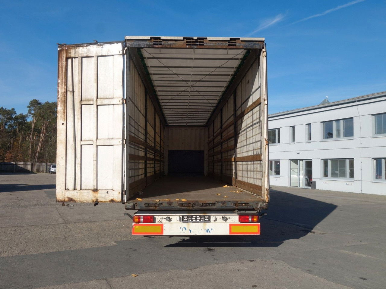 Krone SD, Mega, Liftachse, 4 Stk. SD, Mega, Liftachse, 4 Stk. - Curtainsider semi-trailer: picture 5 Krone SD, Mega, Liftachse, 4 Stk. SD, Mega, Liftachse, 4 Stk. - Curtainsider semi-trailer: picture 5
