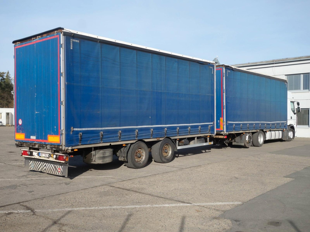 Renault Premium 460 EEV + SVAN 120m3 Durchfahren - Curtain side truck: picture 4 Renault Premium 460 EEV + SVAN 120m3 Durchfahren - Curtain side truck: picture 4
