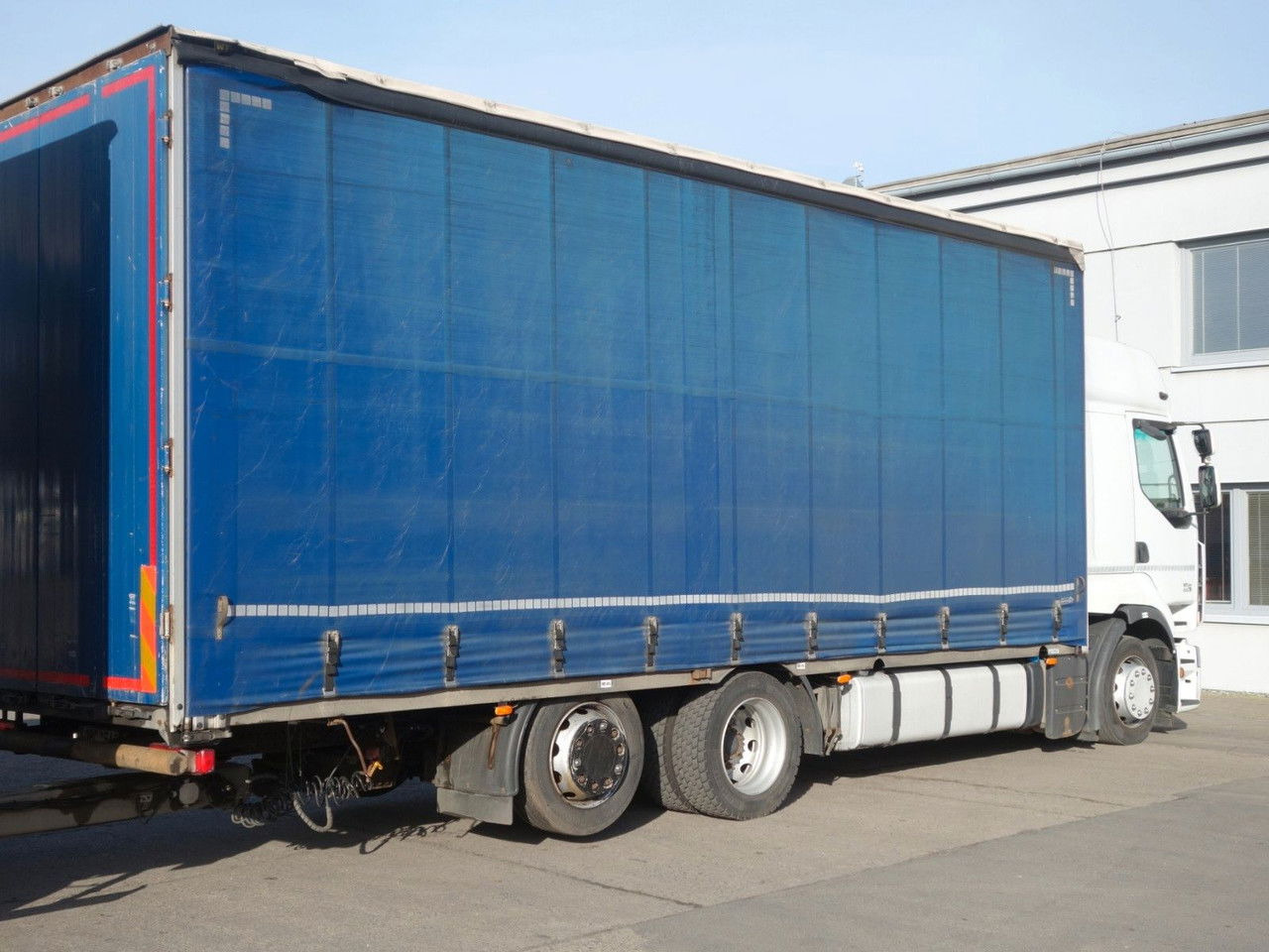 Renault Premium 460 EEV + Svan 120m3 Durchfahren - Curtain side truck: picture 5 Renault Premium 460 EEV + Svan 120m3 Durchfahren - Curtain side truck: picture 5