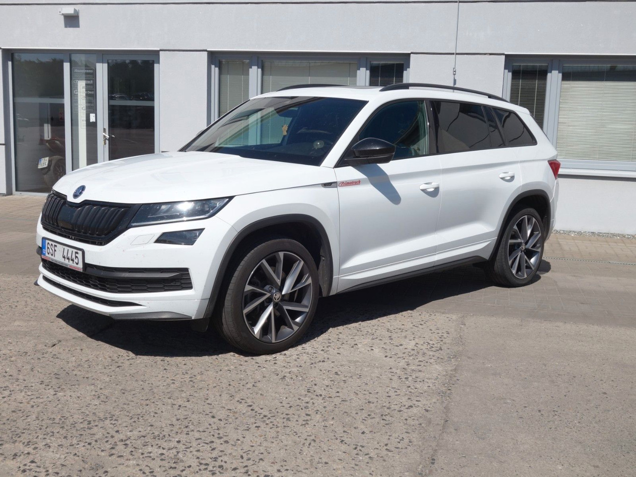 Skoda Kodiaq 2,0TDI 140kW, 4x4, SportLine, Pano, Webas - SUV: picture 2 Skoda Kodiaq 2,0TDI 140kW, 4x4, SportLine, Pano, Webas - SUV: picture 2