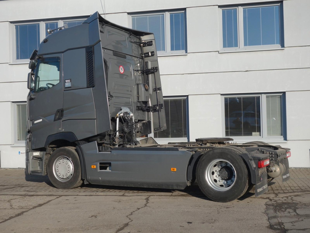 Renault T520, Standard, I Park Cool - Tractor unit: picture 3 Renault T520, Standard, I Park Cool - Tractor unit: picture 3