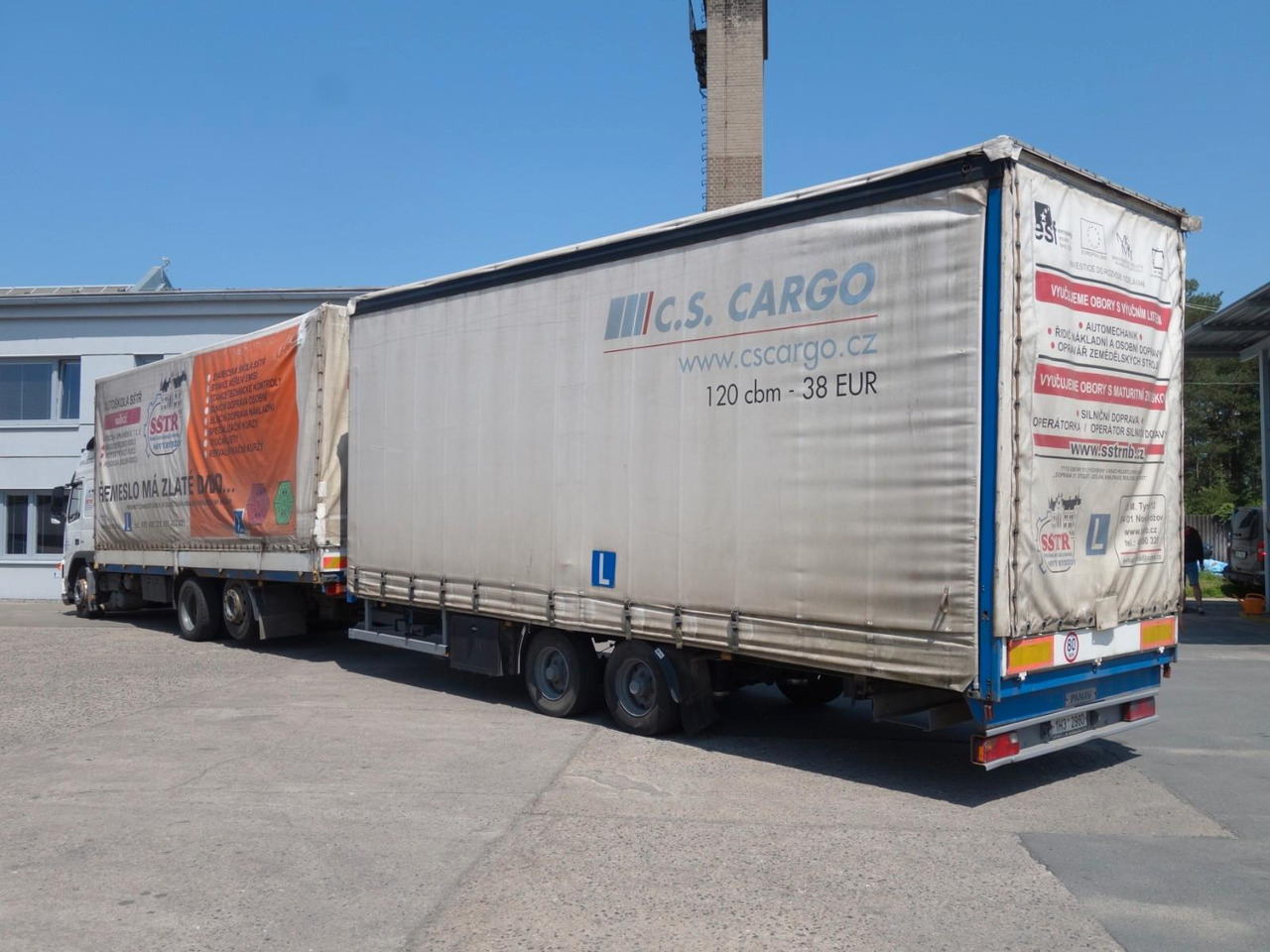 Volvo FM 380 6x2 + Panav Anhänger - Curtain side truck: picture 4 Volvo FM 380 6x2 + Panav Anhänger - Curtain side truck: picture 4