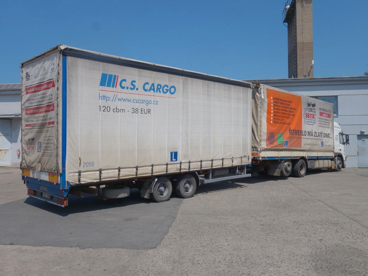 Volvo FM 380 6x2 + Panav Anhänger - Curtain side truck: picture 5 Volvo FM 380 6x2 + Panav Anhänger - Curtain side truck: picture 5