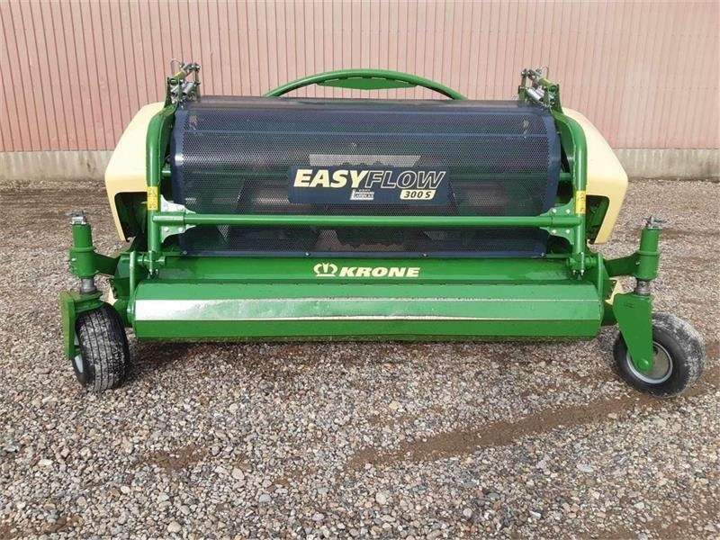 Krone EasyFlow 300S - Tedding equipment: picture 5 Krone EasyFlow 300S - Tedding equipment: picture 5