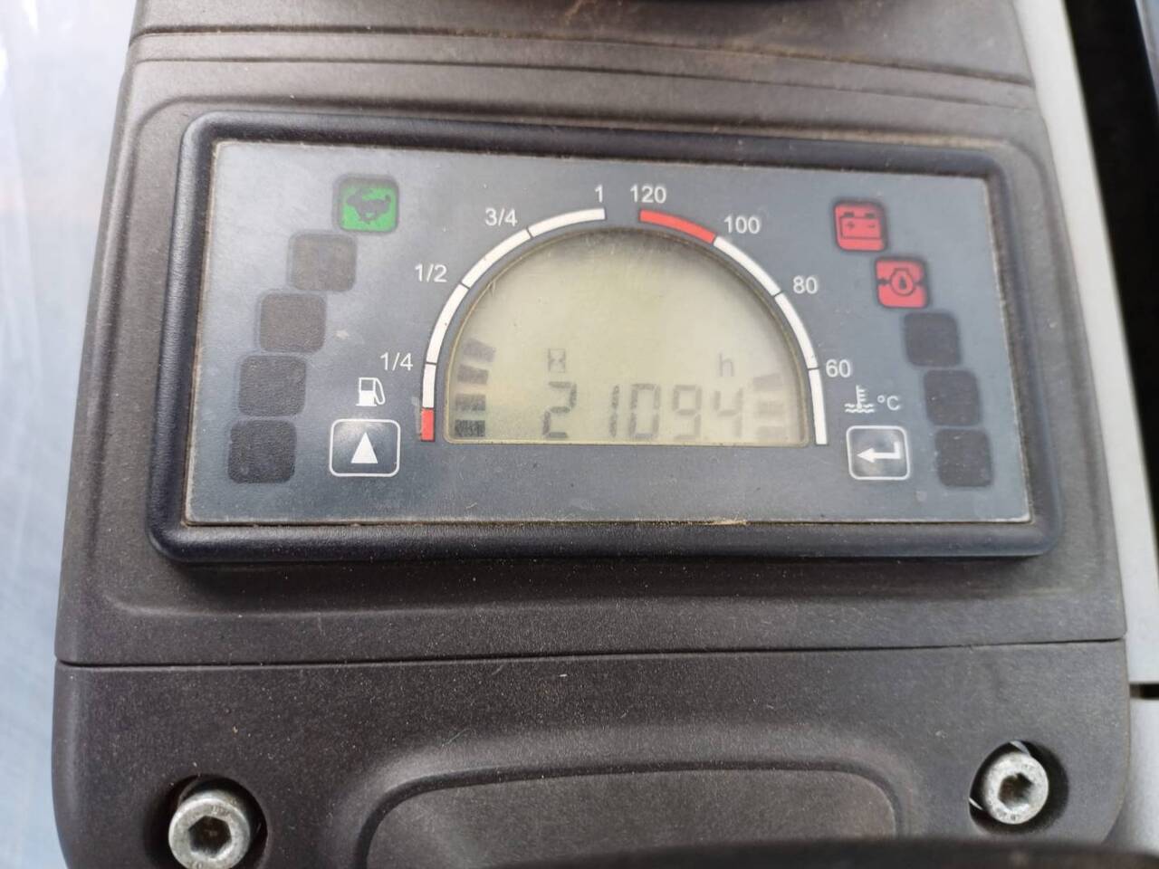 CAT 302.7DCR - Crawler excavator: picture 5 CAT 302.7DCR - Crawler excavator: picture 5